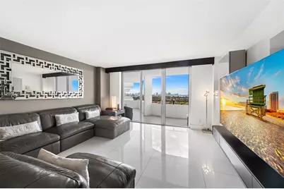 5151 Collins Ave #1420, Miami Beach, FL 33140 - Photo 4