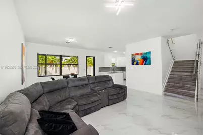 19308 NE 8th Ct, Miami, FL 33179 - Photo 26