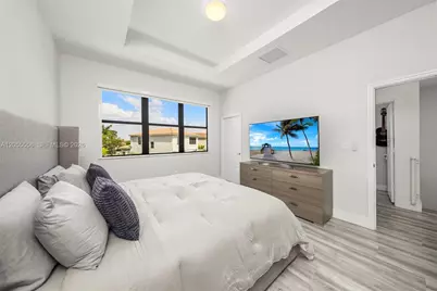 19308 NE 8th Ct, Miami, FL 33179 - Photo 32