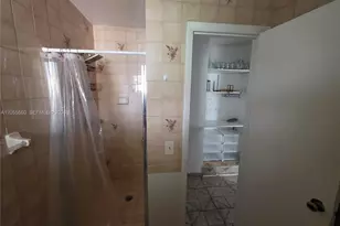 714 SW 99th Ct Cir, Miami, FL 33174 - Photo 14