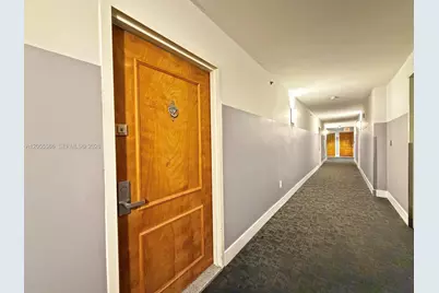 1200 Brickell Bay Dr #3106, Miami, FL 33131 - Photo 14