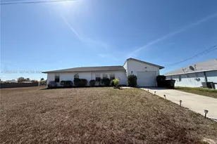 320 SE 26th Terrace, Cape Coral, FL 33034 - Photo 1