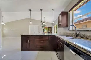 14530 SW 156th Ave, Miami, FL 33196 - Photo 4