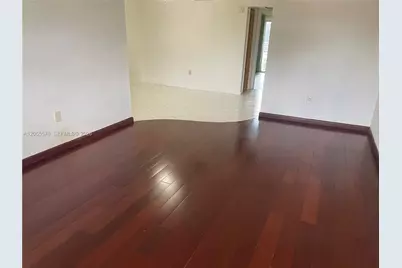 130 NE 202nd Ter #S31, Miami Gardens, FL 33179 - Photo 2