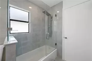 8311 NW 51st Ct, Lauderhill, FL 33351 - Photo 24