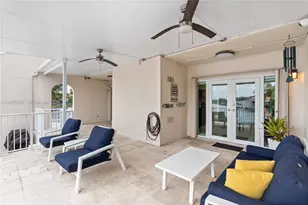 7282 Jacaranda Ln, Miami Lakes, FL 33014 - Photo 46