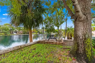 7282 Jacaranda Ln, Miami Lakes, FL 33014 - Photo 10
