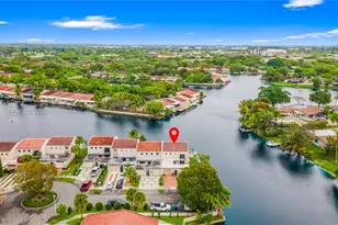 7282 Jacaranda Ln, Miami Lakes, FL 33014 - Photo 4