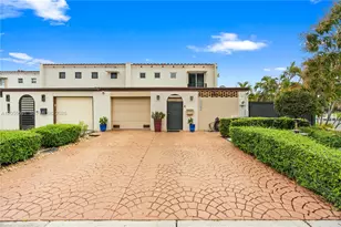 7282 Jacaranda Ln, Miami Lakes, FL 33014 - Photo 2
