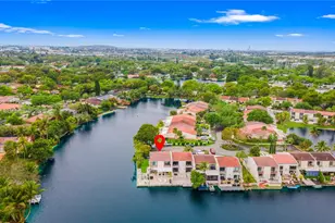 7282 Jacaranda Ln, Miami Lakes, FL 33014 - Photo 8