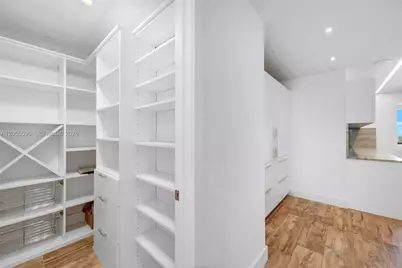650 NE 32nd St #PH5201, Miami, FL 33137 - Photo 12