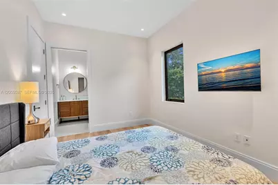 13045 Coronado Ter, North Miami, FL 33181 - Photo 18