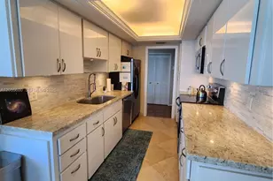 5460 N Ocean Dr, Singer Island, FL 33404 - Photo 14