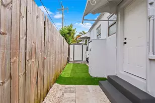 2140 Monroe Terrace, Hollywood, FL 33020 - Photo 28