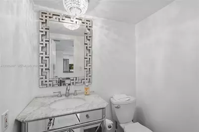 5151 Collins Ave #1027, Miami Beach, FL 33140 - Photo 12