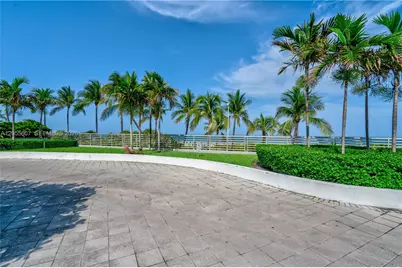 5151 Collins Ave #1027, Miami Beach, FL 33140 - Photo 24
