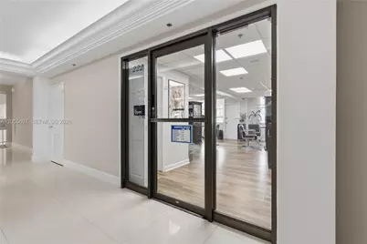 5151 Collins Ave #1027, Miami Beach, FL 33140 - Photo 28