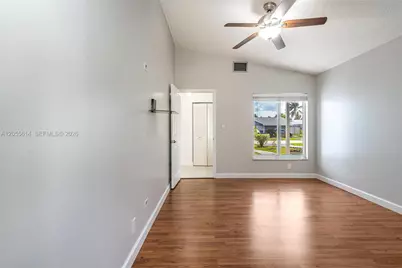 8250 SW 3rd Pl, North Lauderdale, FL 33068 - Photo 12