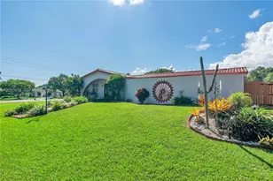 17320 SW 89th Ave, Palmetto Bay, FL 33157 - Photo 4