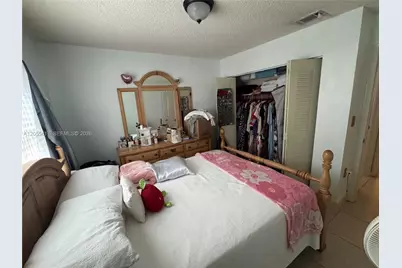 5791 W 21st Ave, Hialeah, FL 33016 - Photo 16