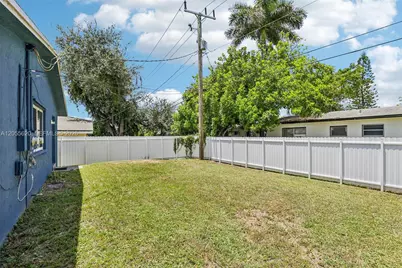 316 N 61st Ave, Hollywood, FL 33024 - Photo 52