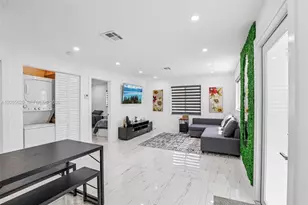 316 N 61st Ave, Hollywood, FL 33024 - Photo 14