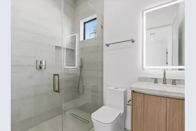 1621 SW 11th Ter, Miami, FL 33135 - Photo 50