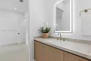 1621 SW 11th Terrace, Miami, FL 33135 - Photo 54