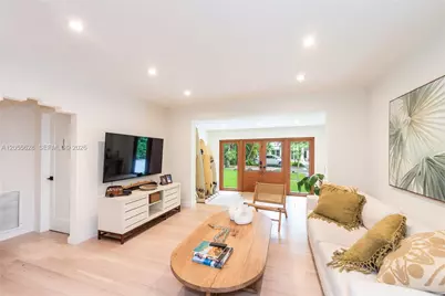 4155 Pamona Ave, Miami, FL 33133 - Photo 4