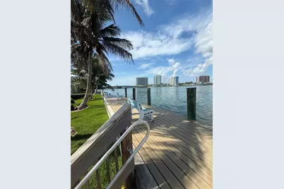 2250 Bay Dr #4, Miami Beach, FL 33141 - Photo 12