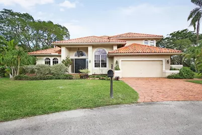 7820 NW 83rd St, Tamarac, FL 33321 - Photo 2