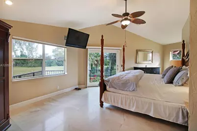 7820 NW 83rd St, Tamarac, FL 33321 - Photo 24