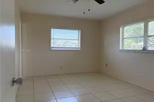 7305 NW 4th Pl, Margate, FL 33063 - Photo 6