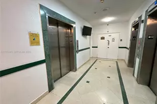 1301 NE Miami Gardens Dr, Miami, FL 33179 - Photo 18