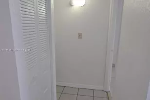 4550 NW 9th St, Miami, FL 33126 - Photo 6