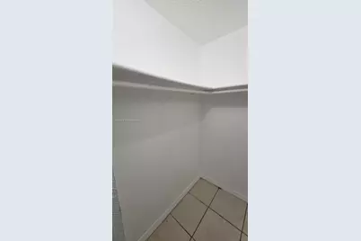 4550 NW 9th St #308E, Miami, FL 33126 - Photo 10