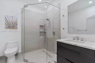 2499 Princeton Ct, Weston, FL 33327 - Photo 26