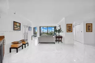 3000 Island Blvd, Aventura, FL 33160 - Photo 6