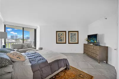 3000 Island Blvd #505, Aventura, FL 33160 - Photo 32