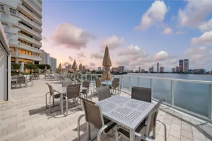 3000 Island Blvd, Aventura, FL 33160 - Photo 4