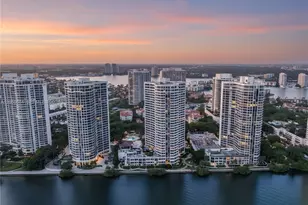 3000 Island Blvd, Aventura, FL 33160 - Photo 2