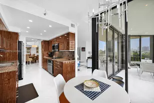 3000 Island Blvd, Aventura, FL 33160 - Photo 36