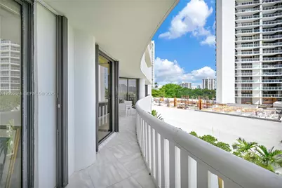 3000 Island Blvd #505, Aventura, FL 33160 - Photo 44