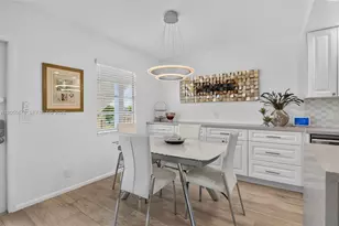 3052 Guildford C, Boca Raton, FL 33434 - Photo 8