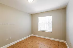 10352 SW 208th Ln, Cutler Bay, FL 33189 - Photo 12