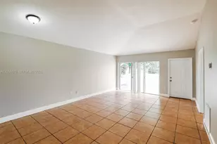 10352 SW 208th Ln, Cutler Bay, FL 33189 - Photo 6