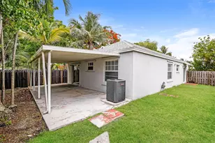 10352 SW 208th Ln, Cutler Bay, FL 33189 - Photo 18