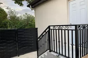 7935 SW 17th Terrace, Miami, FL 33155 - Photo 4