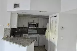 4149 N Haverhill Rd, West Palm Beach, FL 33417 - Photo 8