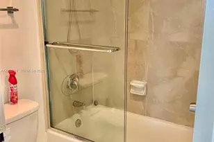 100 Bayview Dr, Sunny Isles Beach, FL 33160 - Photo 22